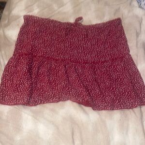 AUTHENTIC Brandy Melville Skirt with cute peplum floral design ❤️ New nvr worn